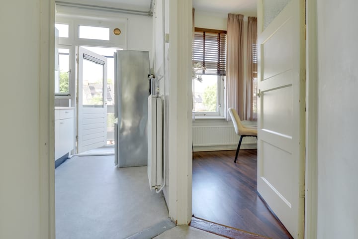 Photo 10 of Petemoederslaan 14-BSA