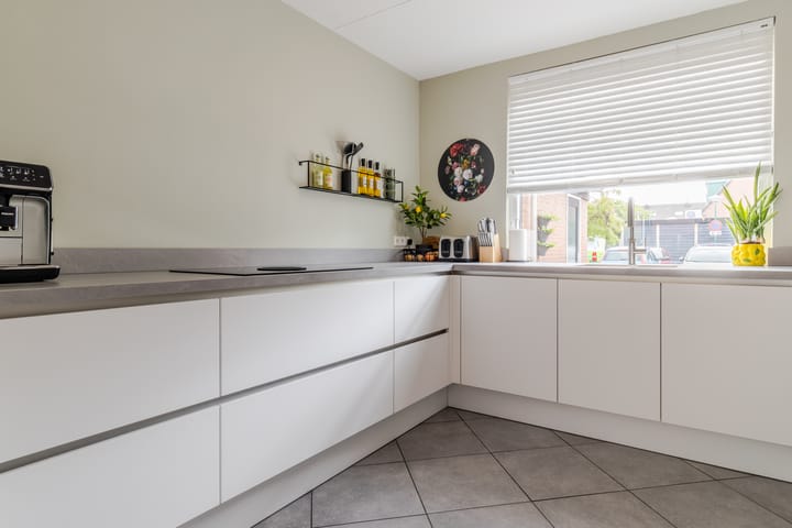 Foto 10 van Libel 25