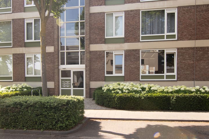 Foto 18 van Le Bron de Vexelastraat 67