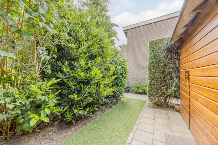 Foto 27 van Rozenobel 34