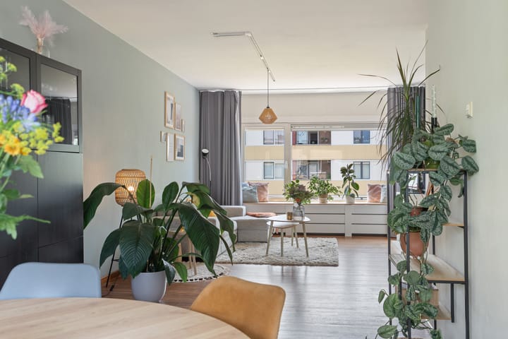 Foto 15 van Professor Hoogveldstraat 13