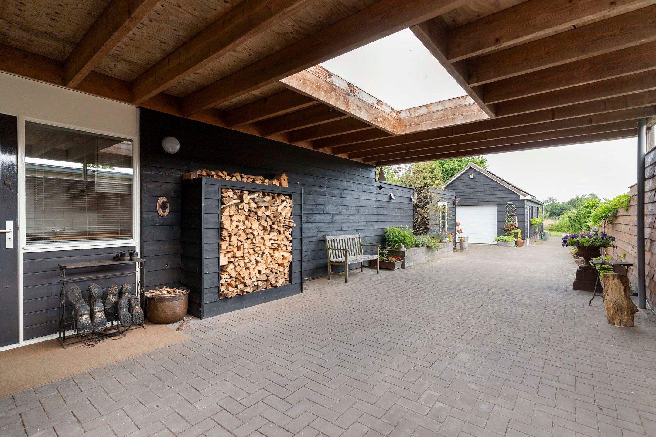 Foto 33 van Emperweg 27