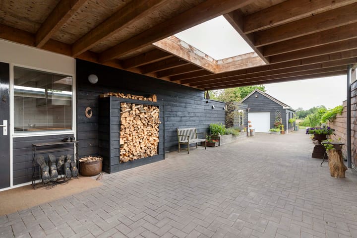 Foto 33 van Emperweg 27