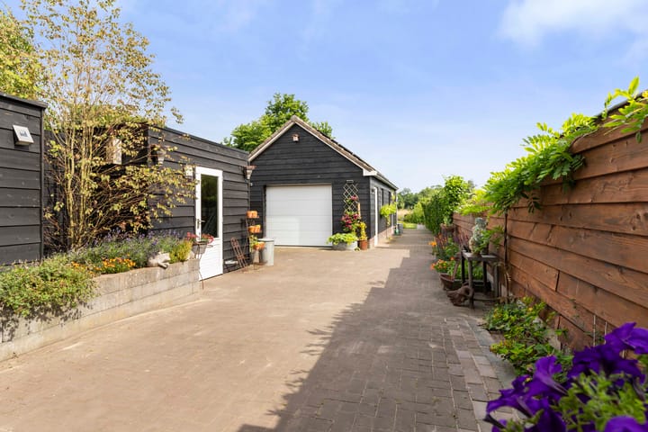 Foto 36 van Emperweg 27