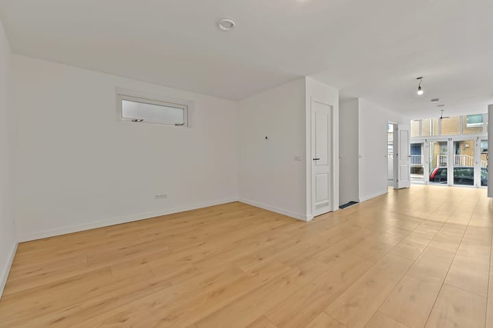 Foto 2 van Vlaardingerstraat 19-A