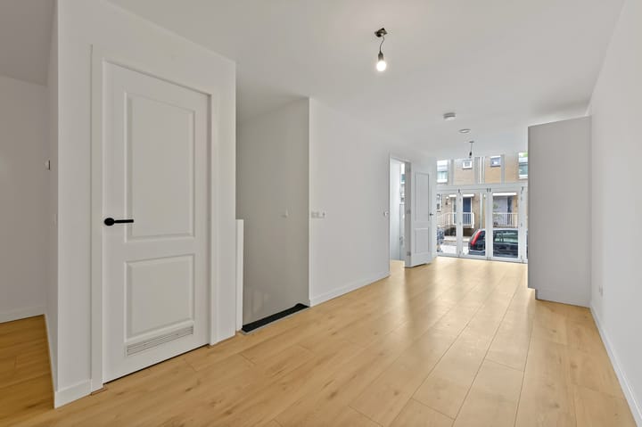 Foto 10 van Vlaardingerstraat 19-A