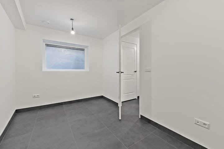 Foto 17 van Vlaardingerstraat 19-A