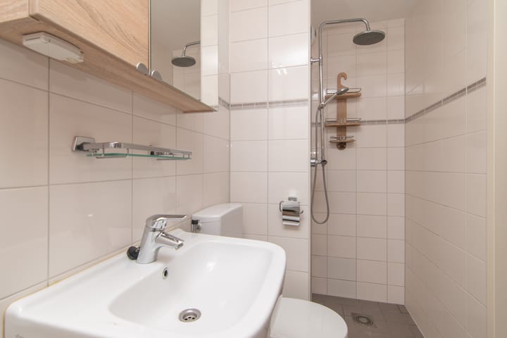 Foto 9 van Ruimtebaan 145