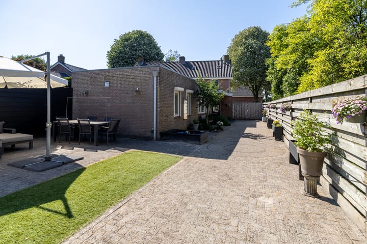 Foto 42 van Broekstraat 13