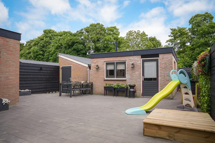 Foto 23 van Lijsterbesstraat 55