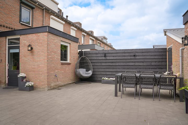 Foto 25 van Lijsterbesstraat 55