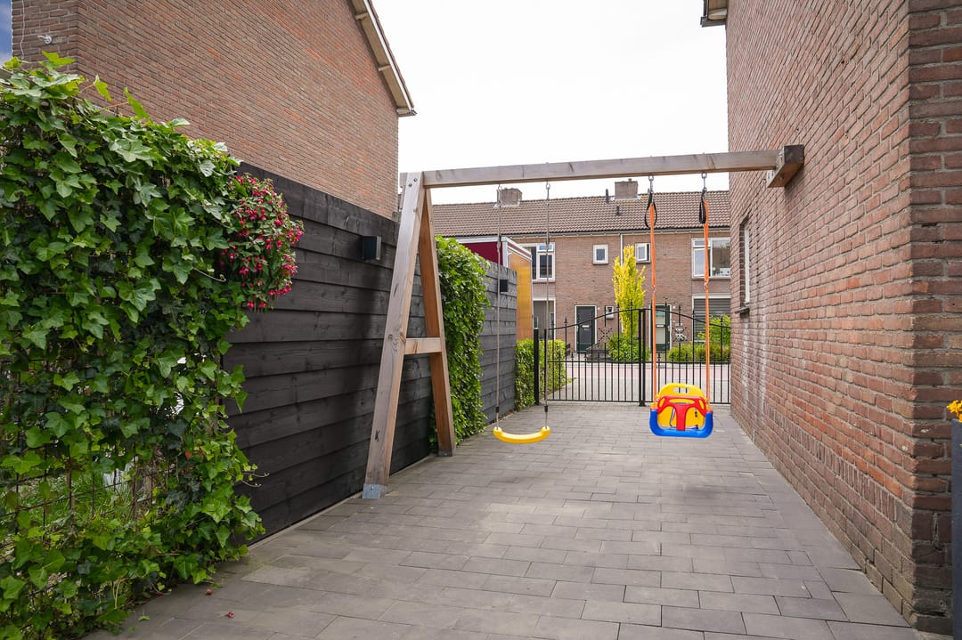 Foto 28 van Lijsterbesstraat 55