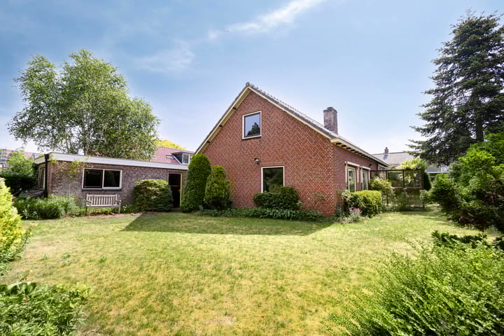 Foto 25 van Van de Veldelaan 966