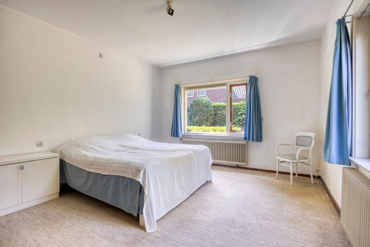 Foto 10 van Van de Veldelaan 966