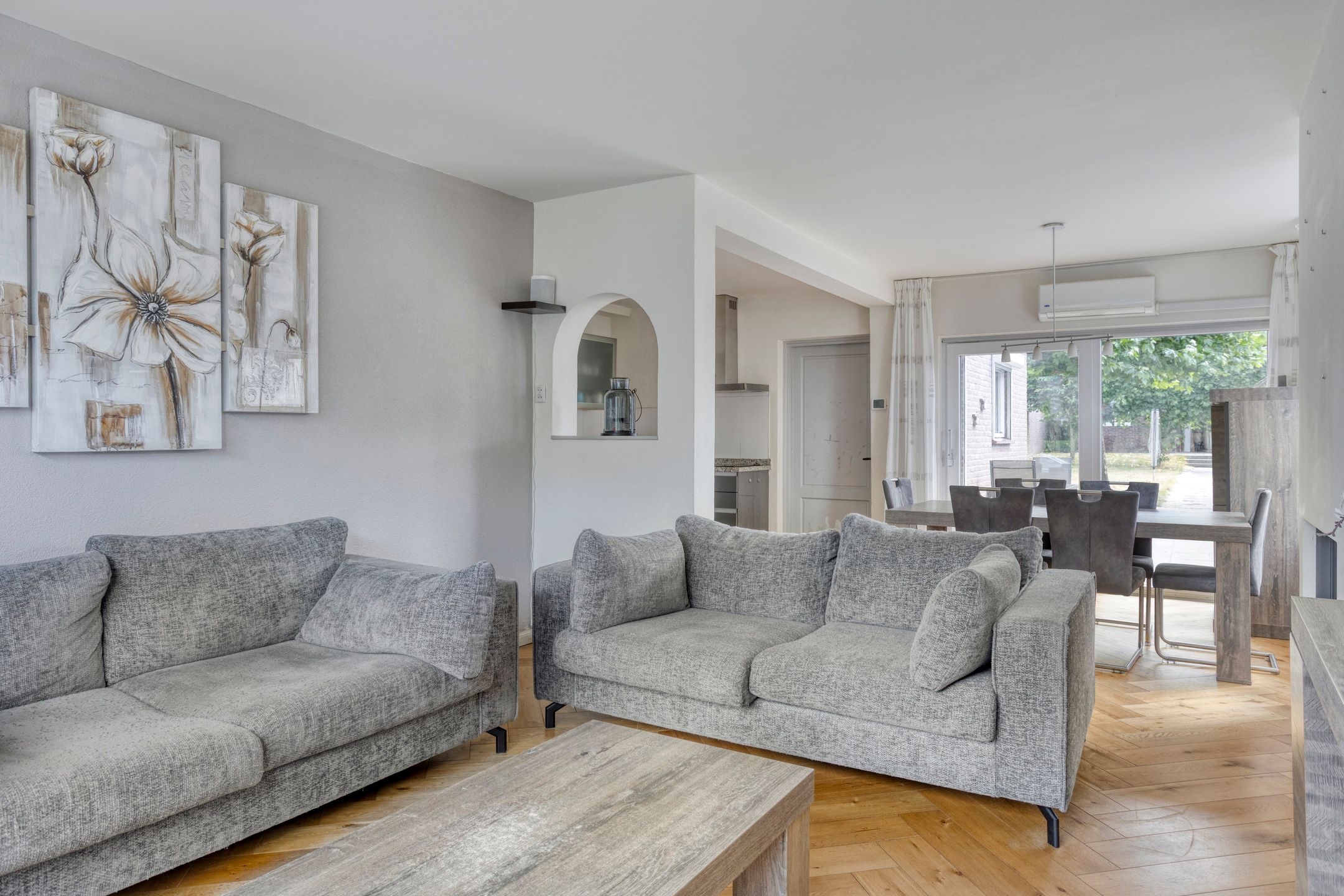 Photo 3 of Spoorlaan 30