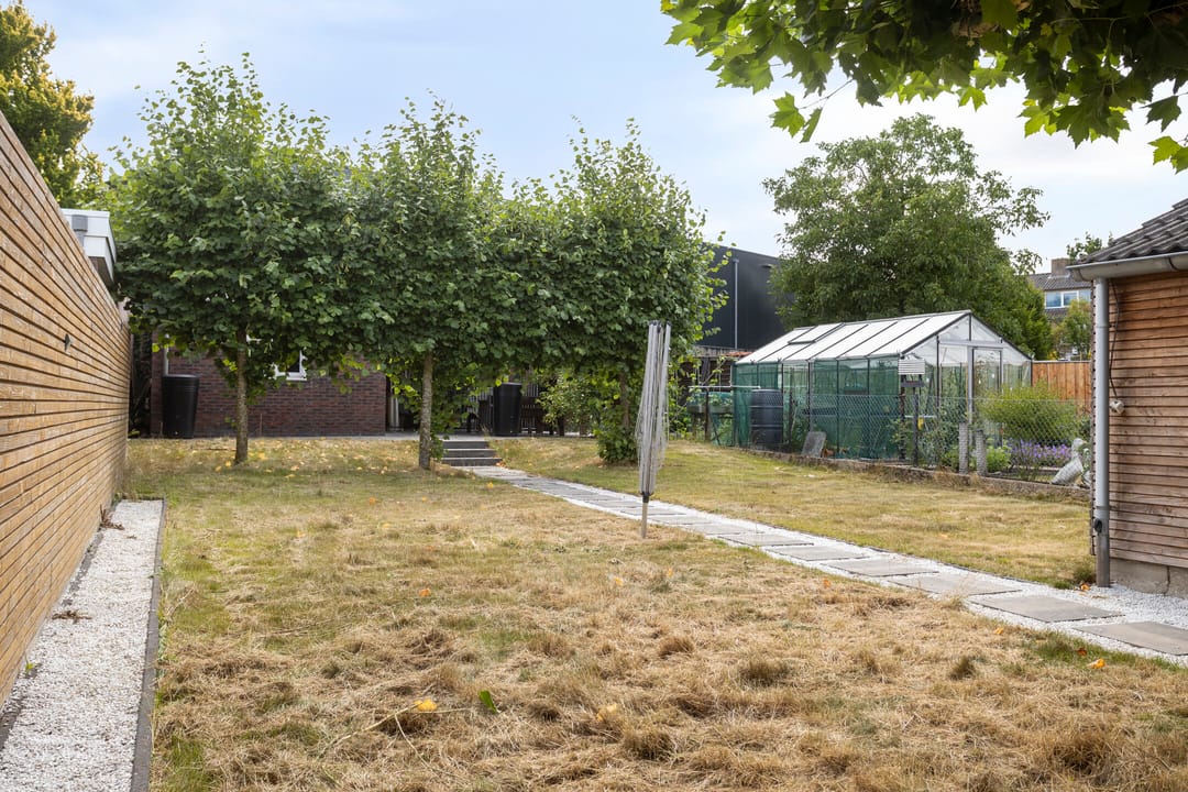 Photo 31 of Spoorlaan 30