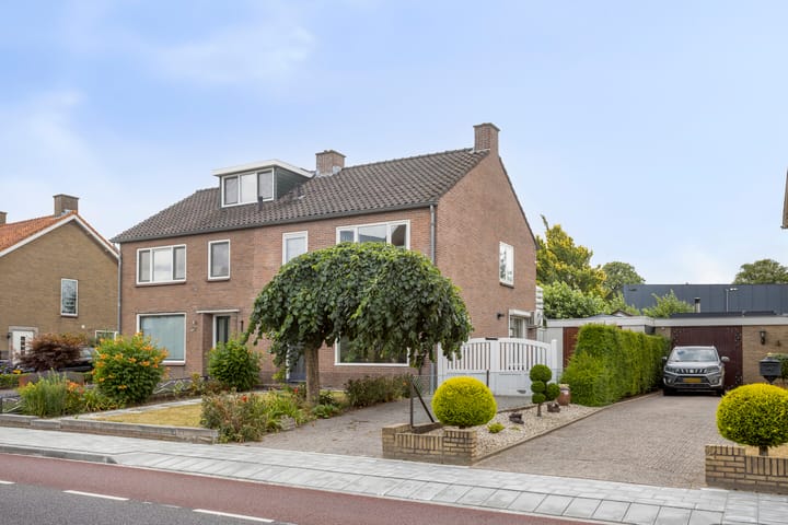 Foto 36 van Spoorlaan 30