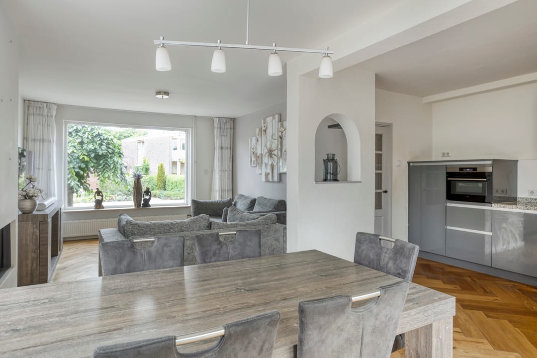 Photo 7 of Spoorlaan 30