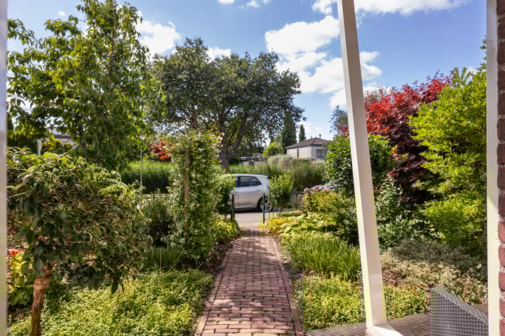 Foto 8 van Vijverlaan 100