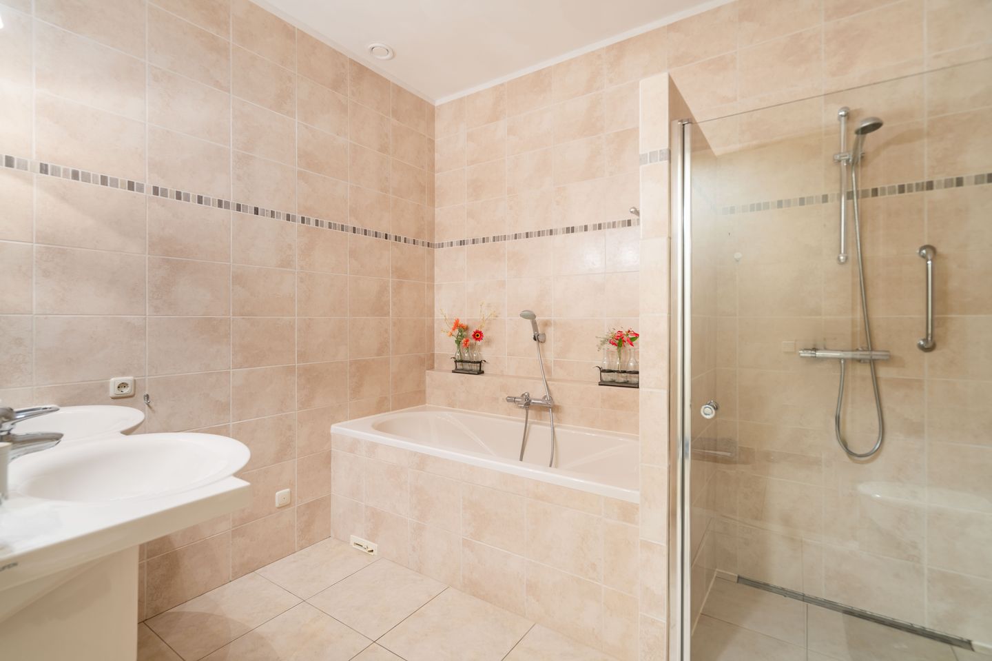 Foto 19 van Leukerschansstraat 14