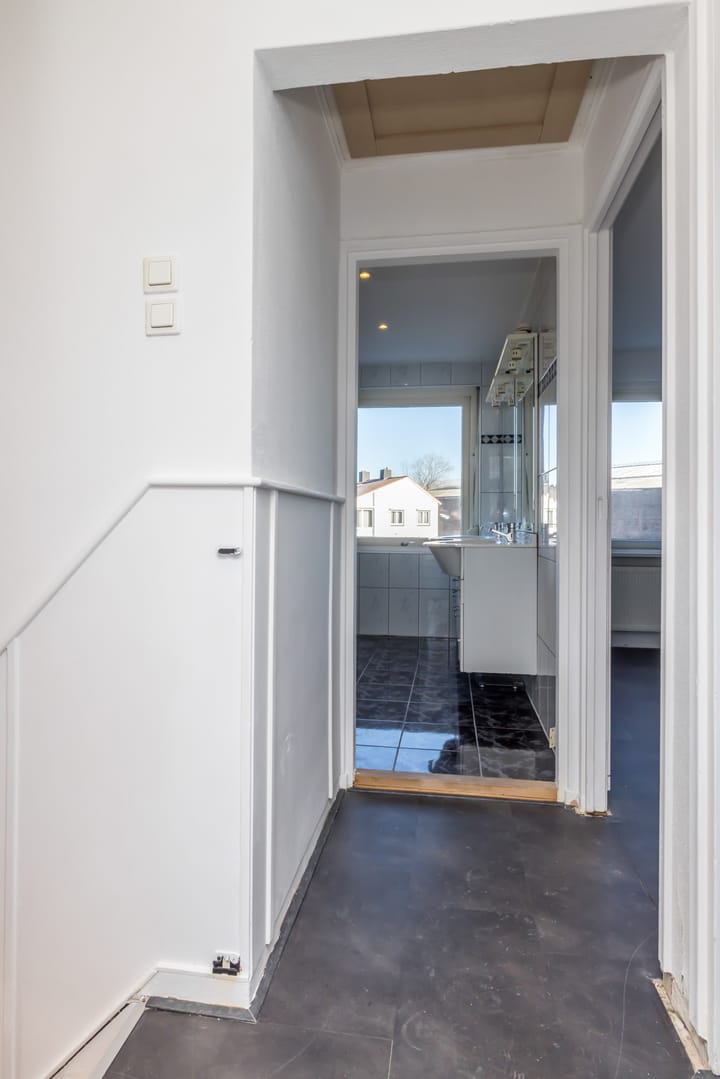 Photo 20 of Voskuilenweg 28