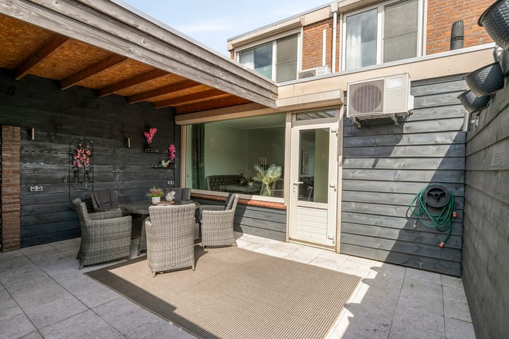 Foto 2 van Hertog Jan I-straat 1