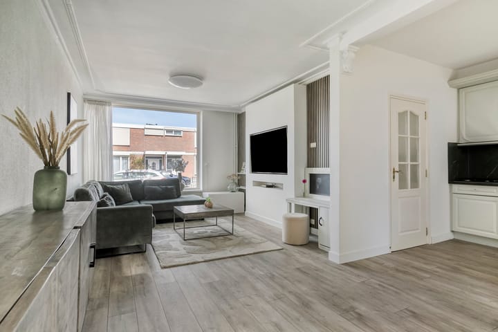 Photo 6 of Hertog Jan I-straat 1