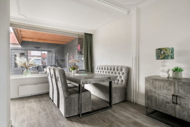 Photo 10 of Hertog Jan I-straat 1