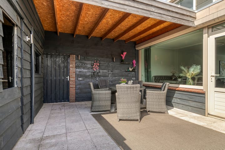 Photo 27 of Hertog Jan I-straat 1