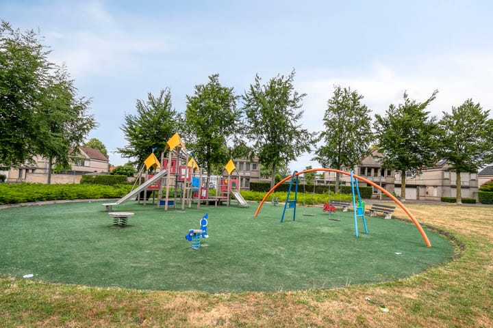 Photo 31 of Hertog Jan I-straat 1