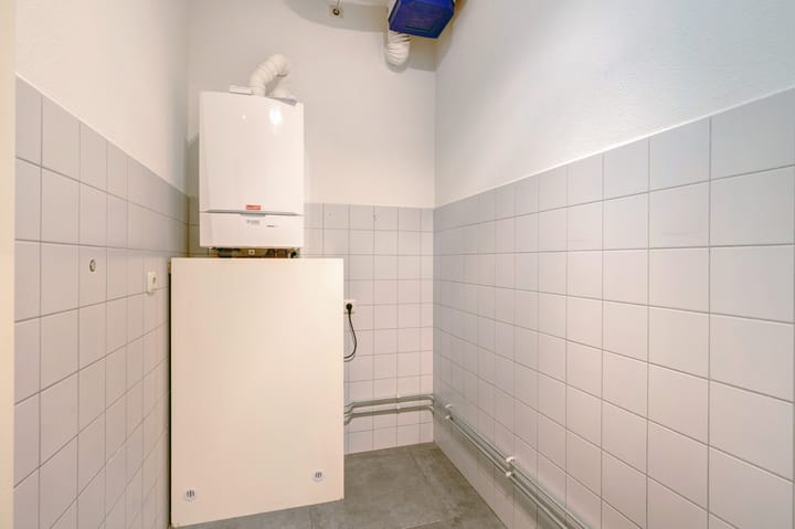 Foto 31 van Burgemeester Des Tombeplein 3