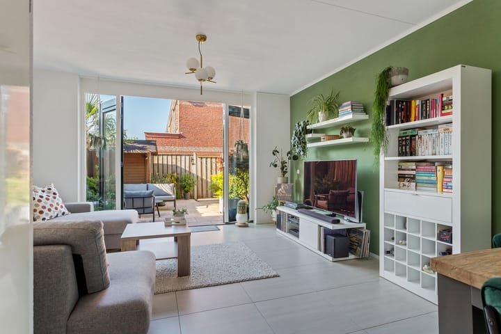 Foto 8 van Horusstraat 6