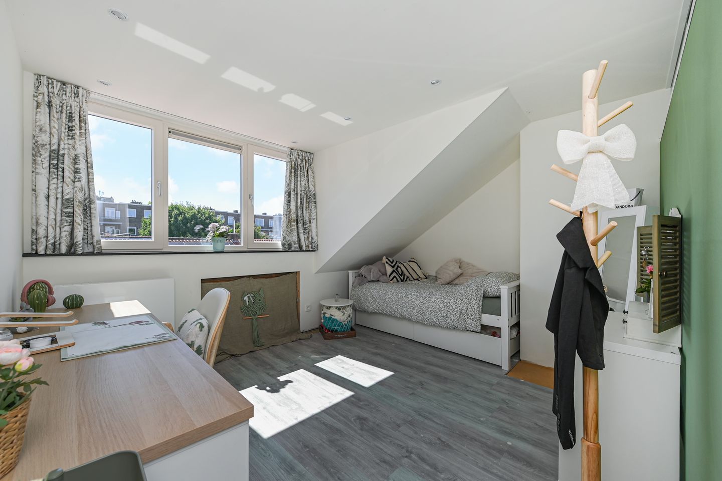 Photo 20 of Huisduinenstraat 48