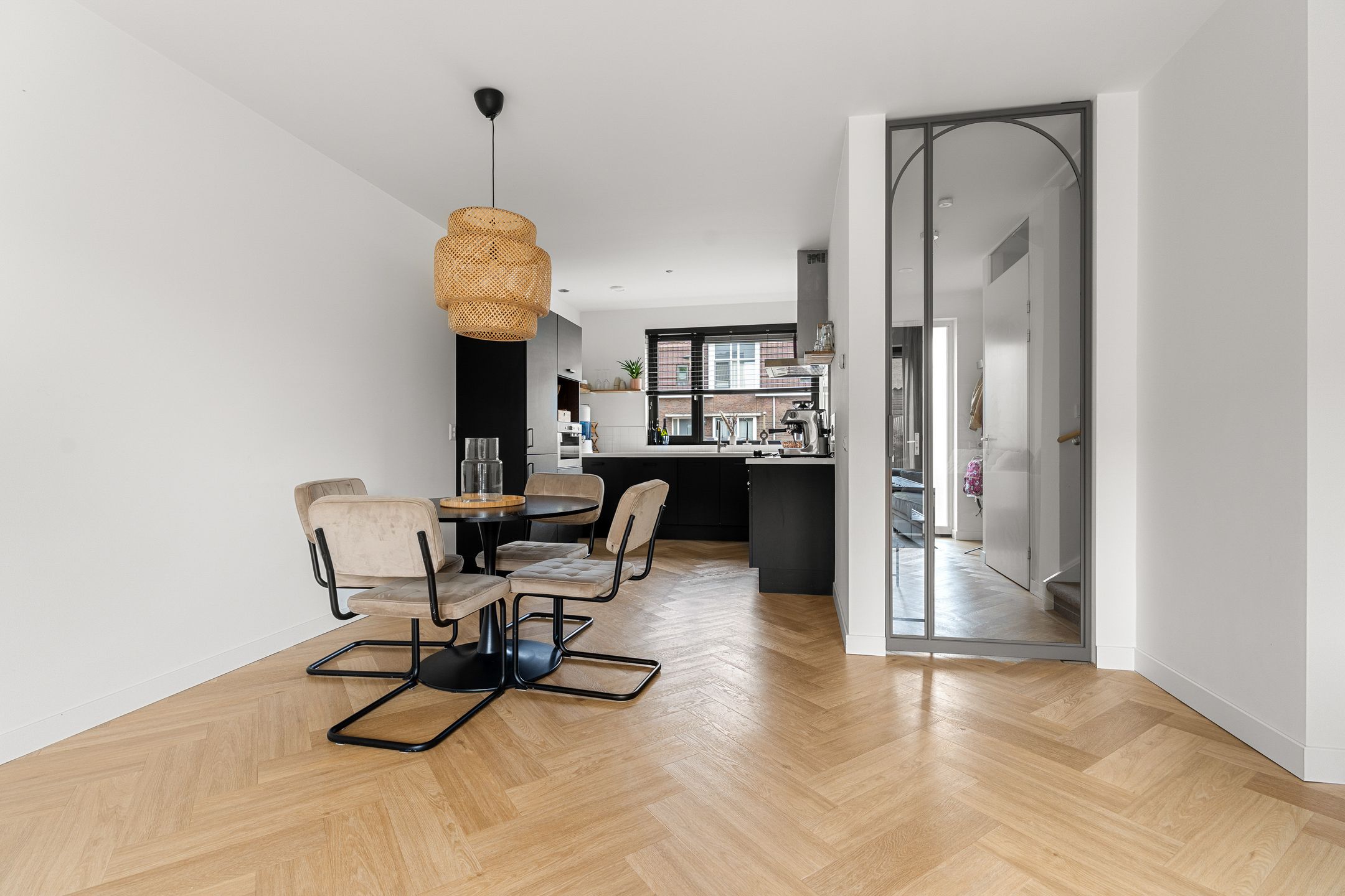 Foto 9 van Buurmeester 16