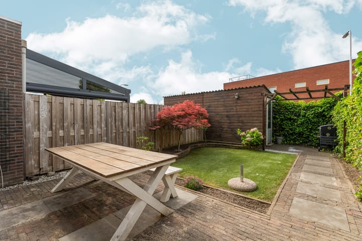 Foto 34 van Buurmeester 16