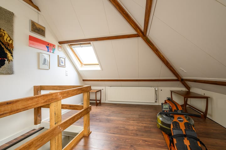 Photo 49 of dr. Abraham Kuyperlaan 36