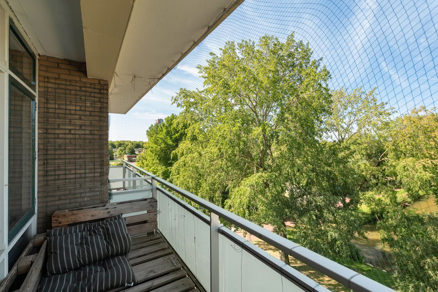 Foto 25 van Van der Helmstraat 448