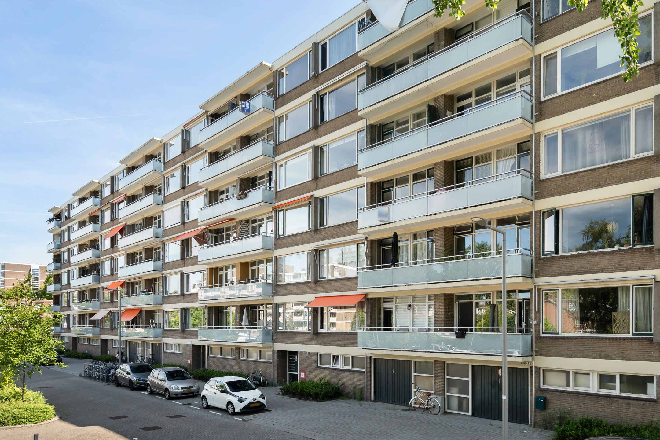 Foto 27 van Van der Helmstraat 448