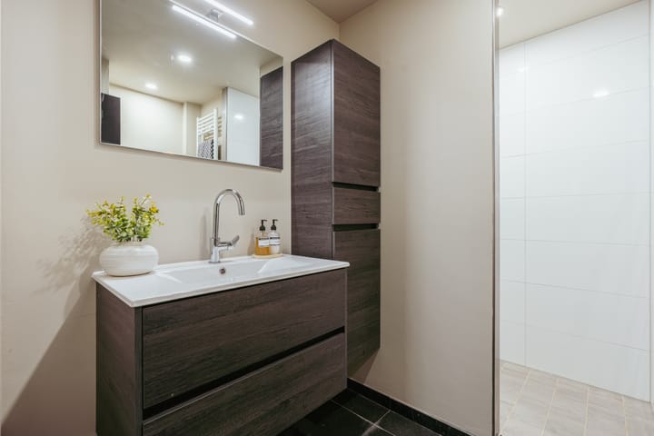 Foto 18 van Van Nijenrodeweg 618