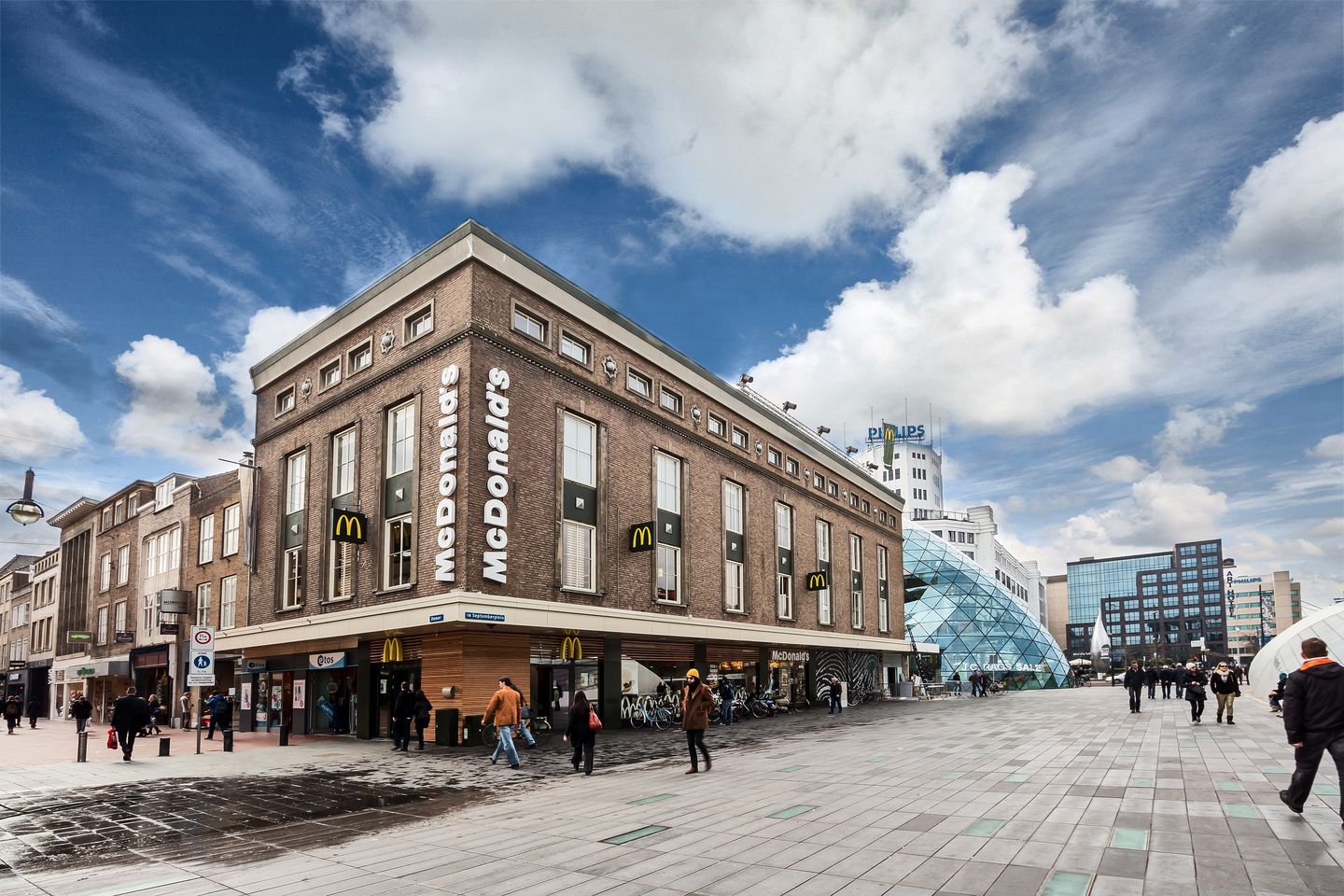 Foto 1 van Nieuwe Emmasingel 1-41