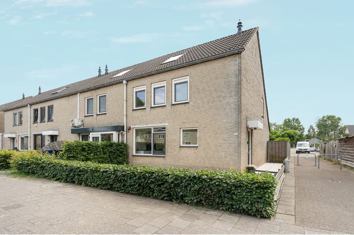 Foto 5 van Lotusbloemweg 110