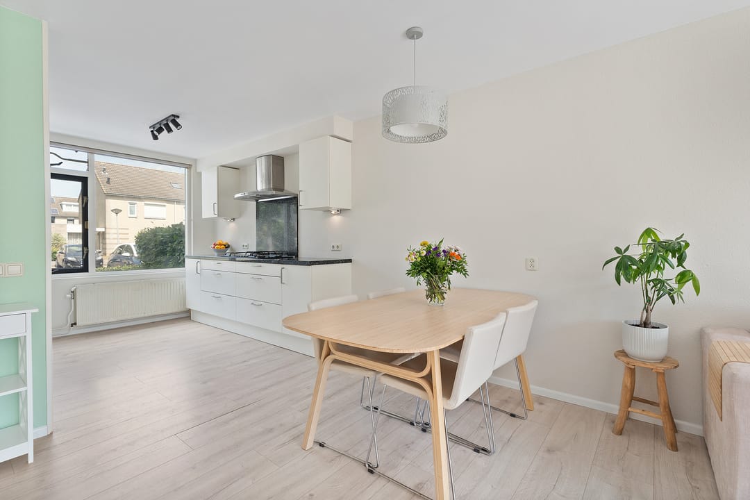 Foto 13 van Lotusbloemweg 110