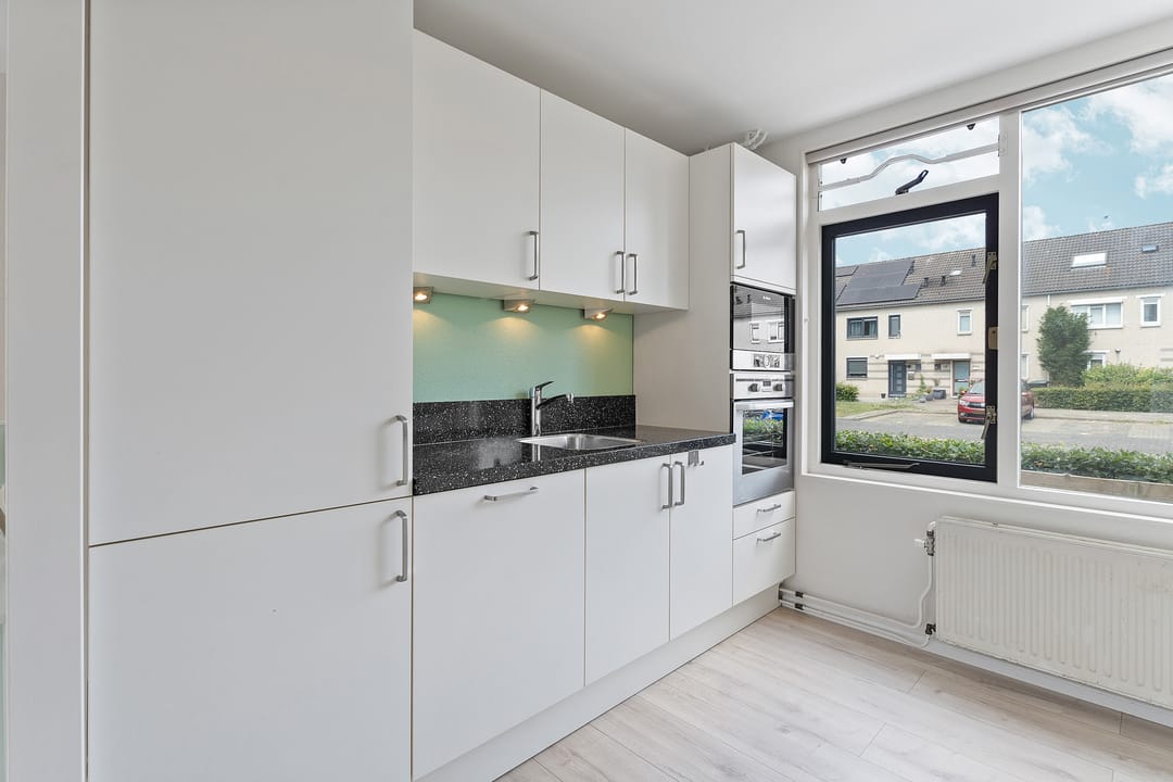 Foto 16 van Lotusbloemweg 110