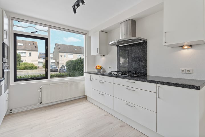 Foto 17 van Lotusbloemweg 110