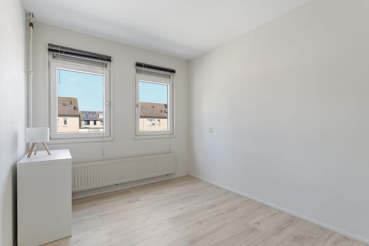 Foto 24 van Lotusbloemweg 110