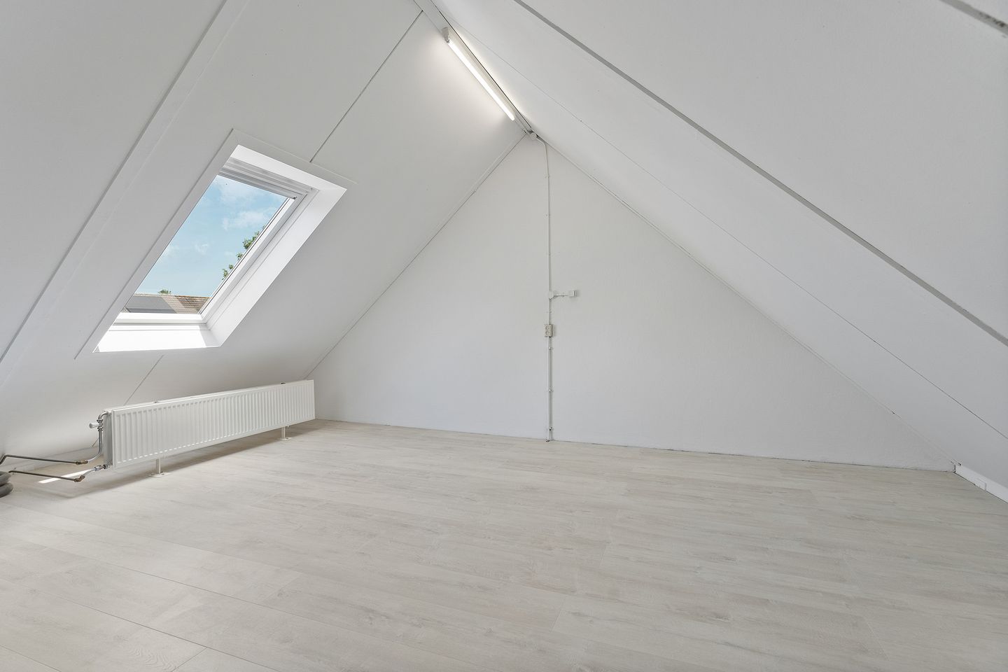 Foto 34 van Lotusbloemweg 110