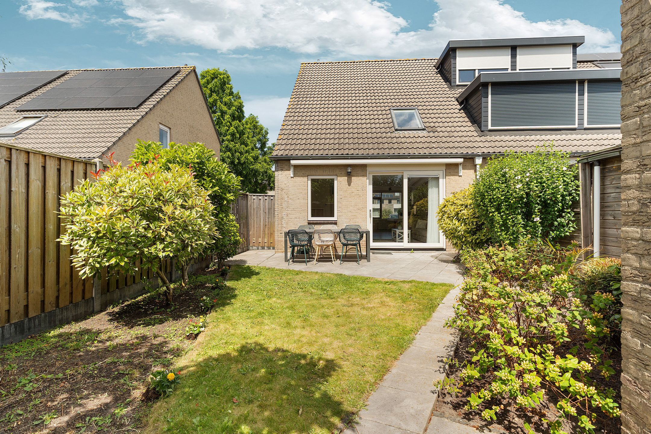 Foto 36 van Lotusbloemweg 110