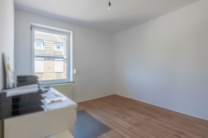 Photo 16 of Theresiastraat 25