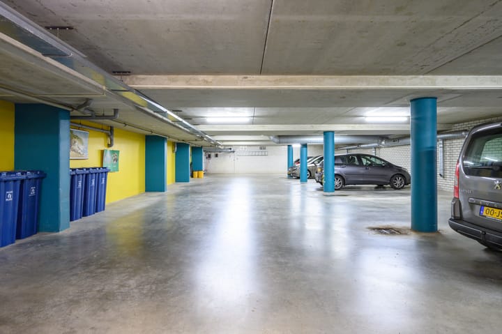 Foto 19 van Bernstein 52