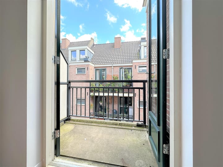 Foto 7 van Czaar Peterstraat 72-F